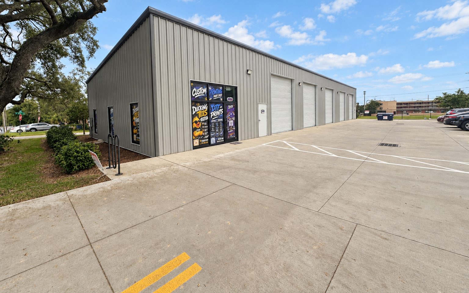 The DTF Prints production facility at 9203 N 19th St, Tampa